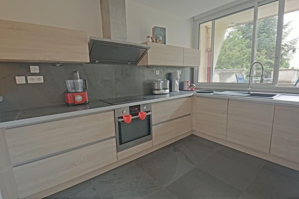 Appartement Esprit Loft Coeur Monplaisir Lyon Kültér fotó